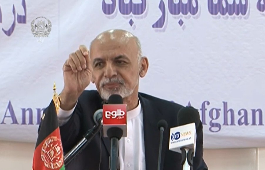 د جمهوریت ساتونکي: مسلکي توب، سرښندنه او ملي ګټې