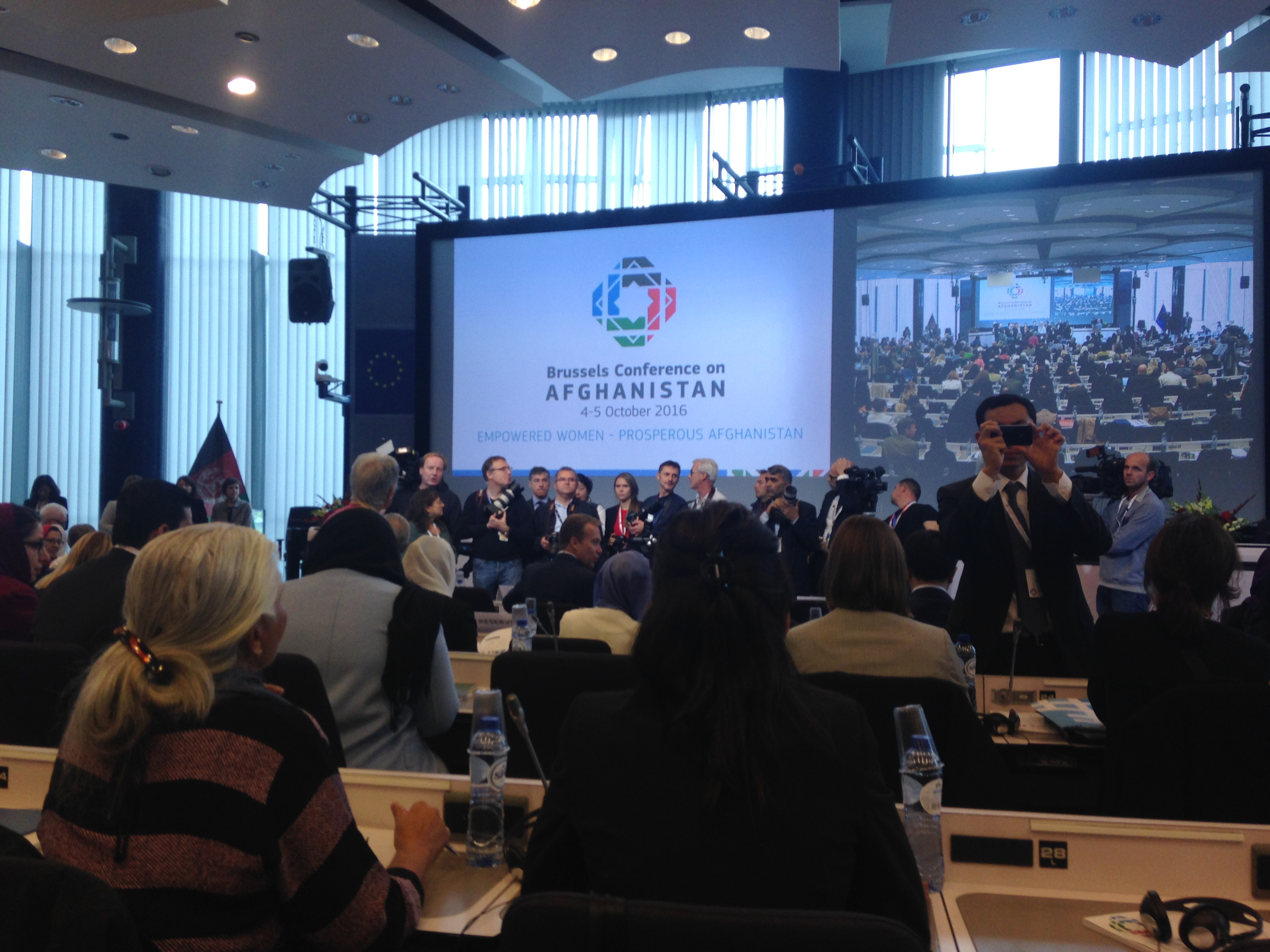 افغانه ښځه له زړورتیا څخه تر مشرۍ پورې: د برابرۍ او فرصتونو له لارې د ملت پیاوړتیا